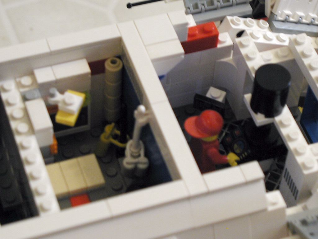 28w-100_raptor_living_quarters&navigation.jpg
