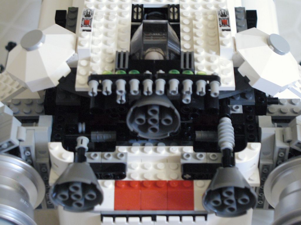 29w-100_raptor_crow_docked.jpg