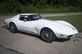 73_corvette.jpg