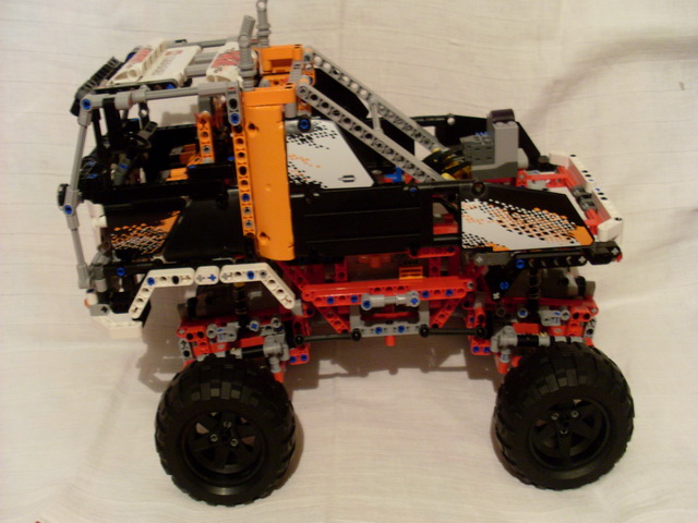 9398_4x4_crawler_b_model20.jpg