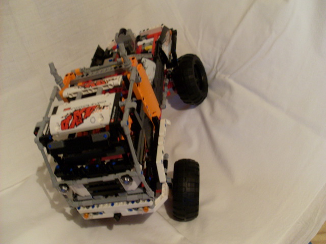 9398_4x4_crawler_b_model26.jpg