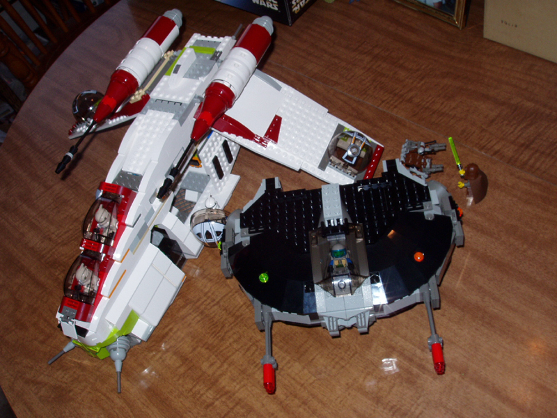 shrike-and-gunship.jpg