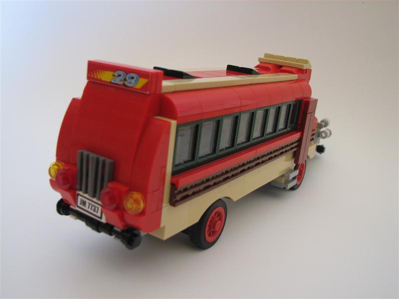 oldbus3m.jpg