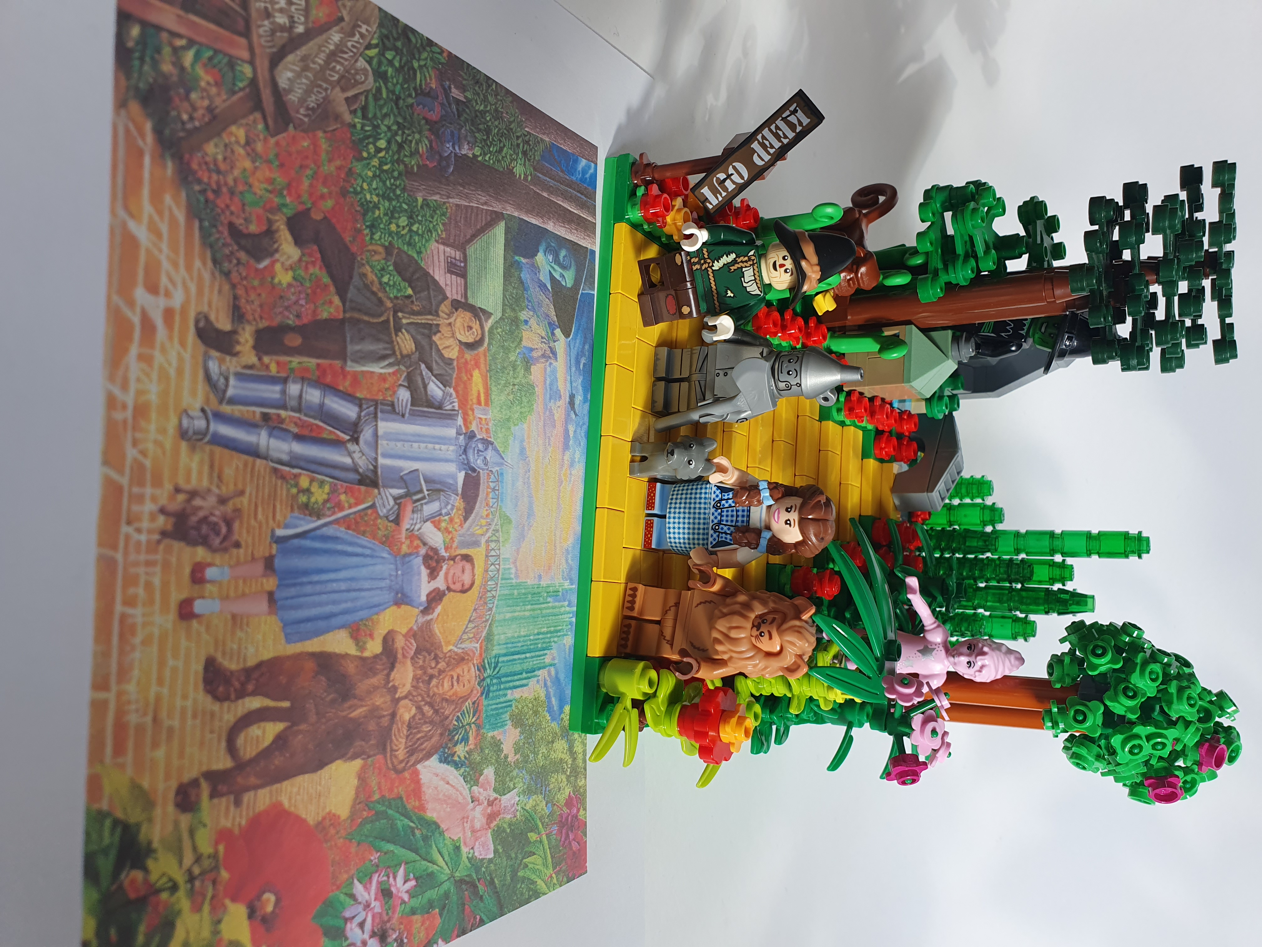 wizard_of_oz_-_lego.jpg