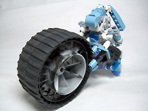 fan-and-chaintrack03.jpg