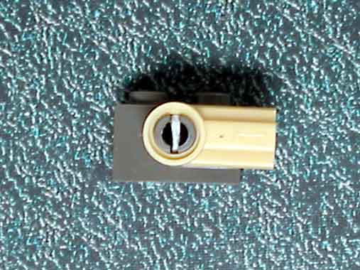 pin025.jpg