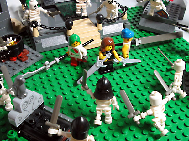 combat-in-graveyard01.jpg