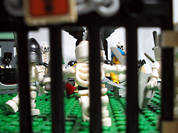 combat-in-graveyard07.jpg