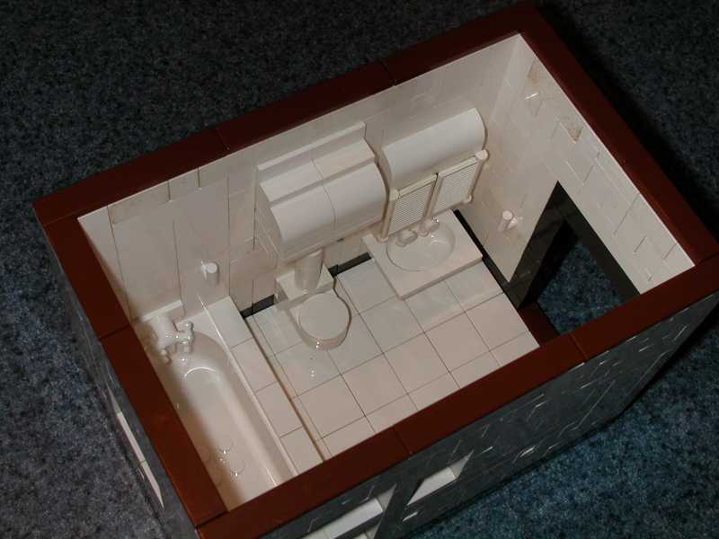 1stbathroom01.jpg