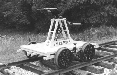 handcar03.jpg