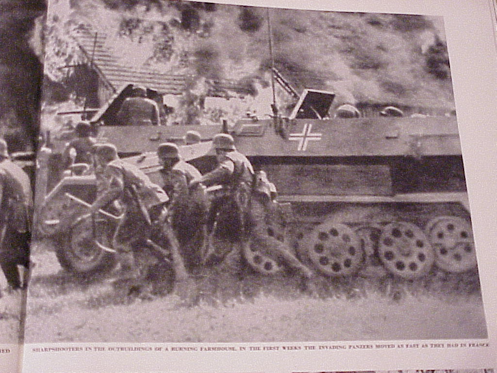 sdkfz251_book1.jpg