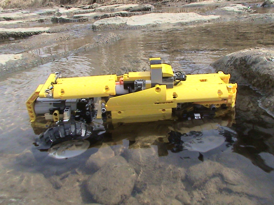 noranmoodeepwater02.jpg