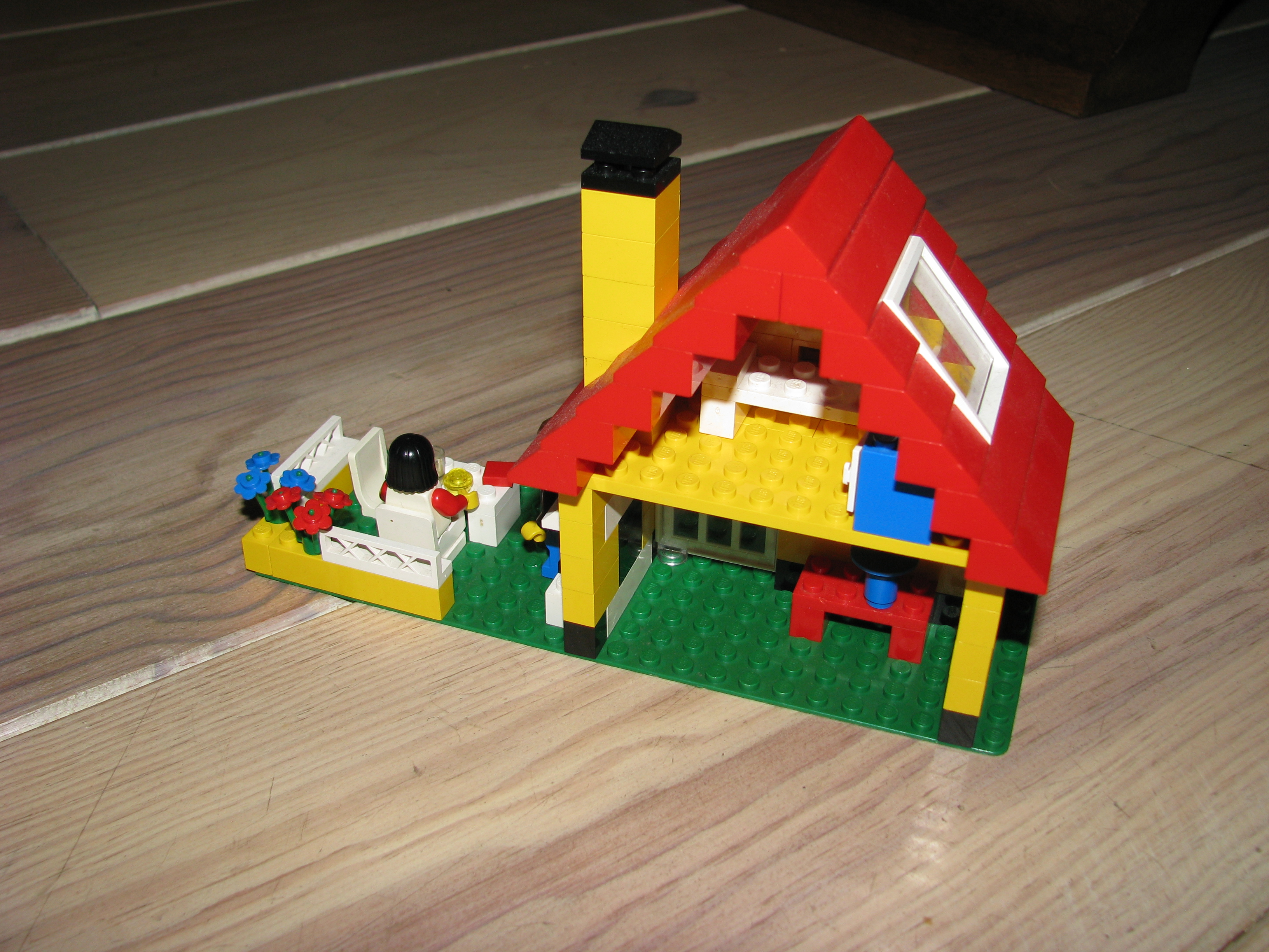 6360-weekend_cottage-4.jpg
