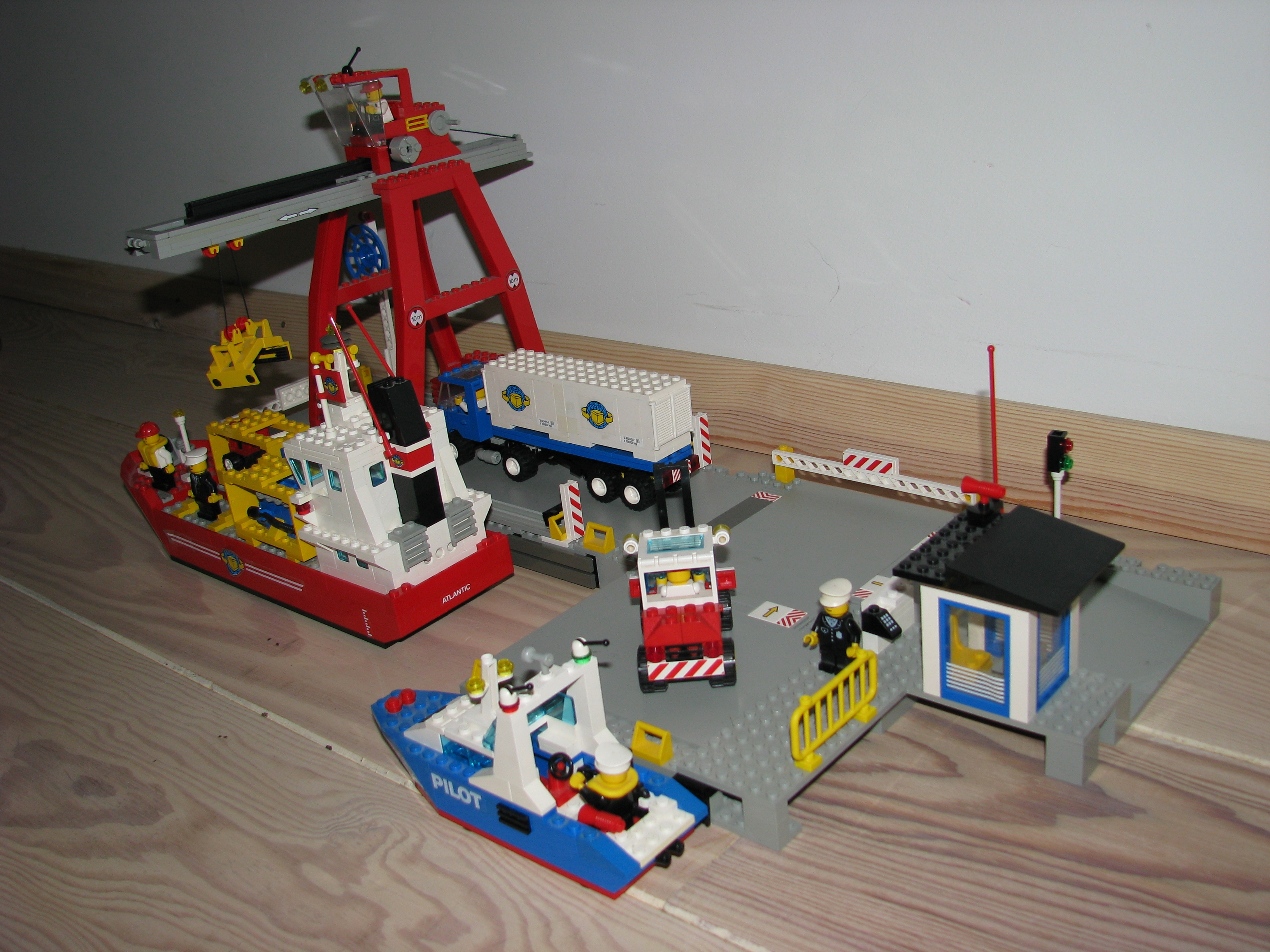 6542-launch_and_load_seaport-2.jpg