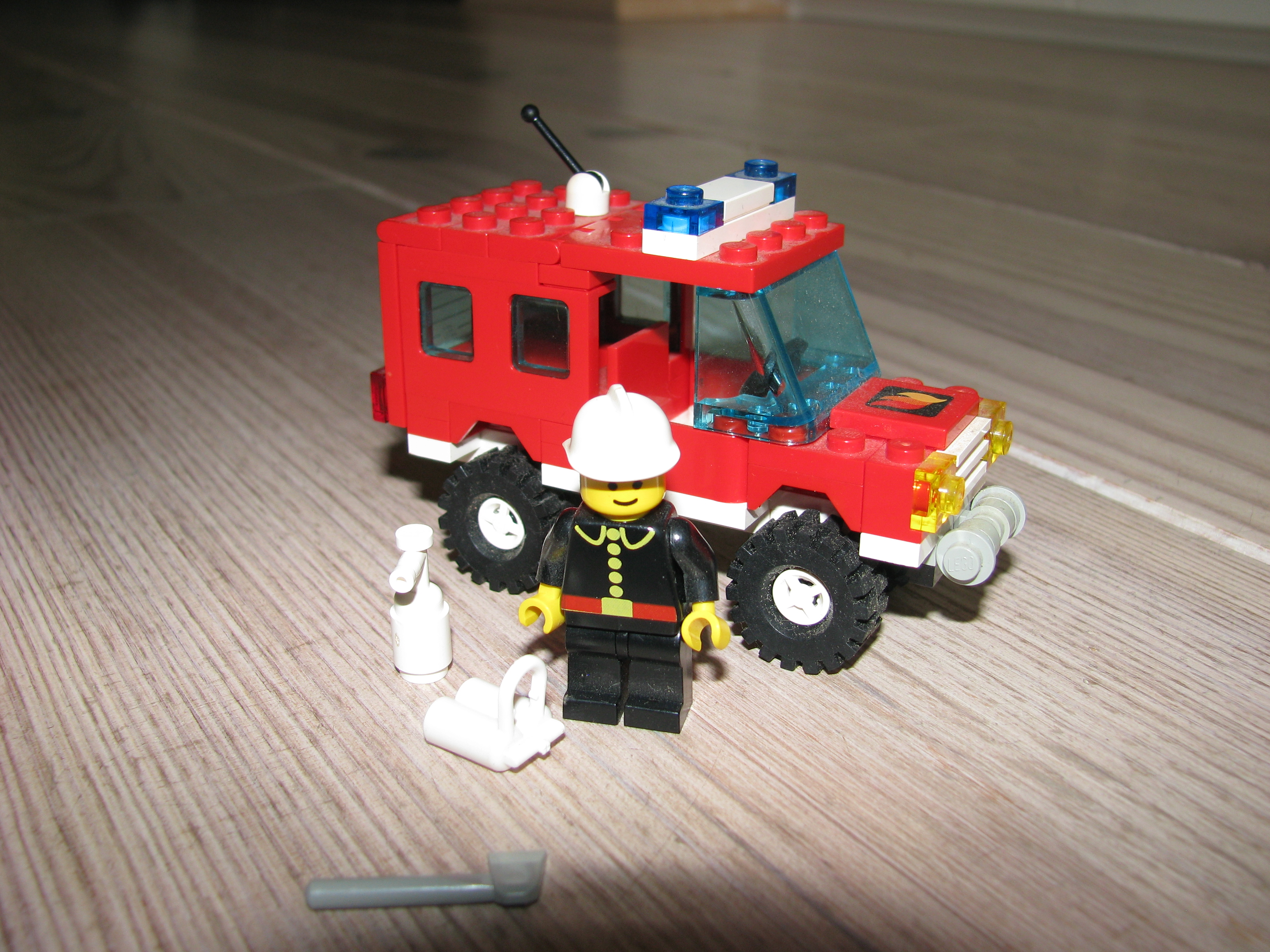6643-fire_truck-2.jpg