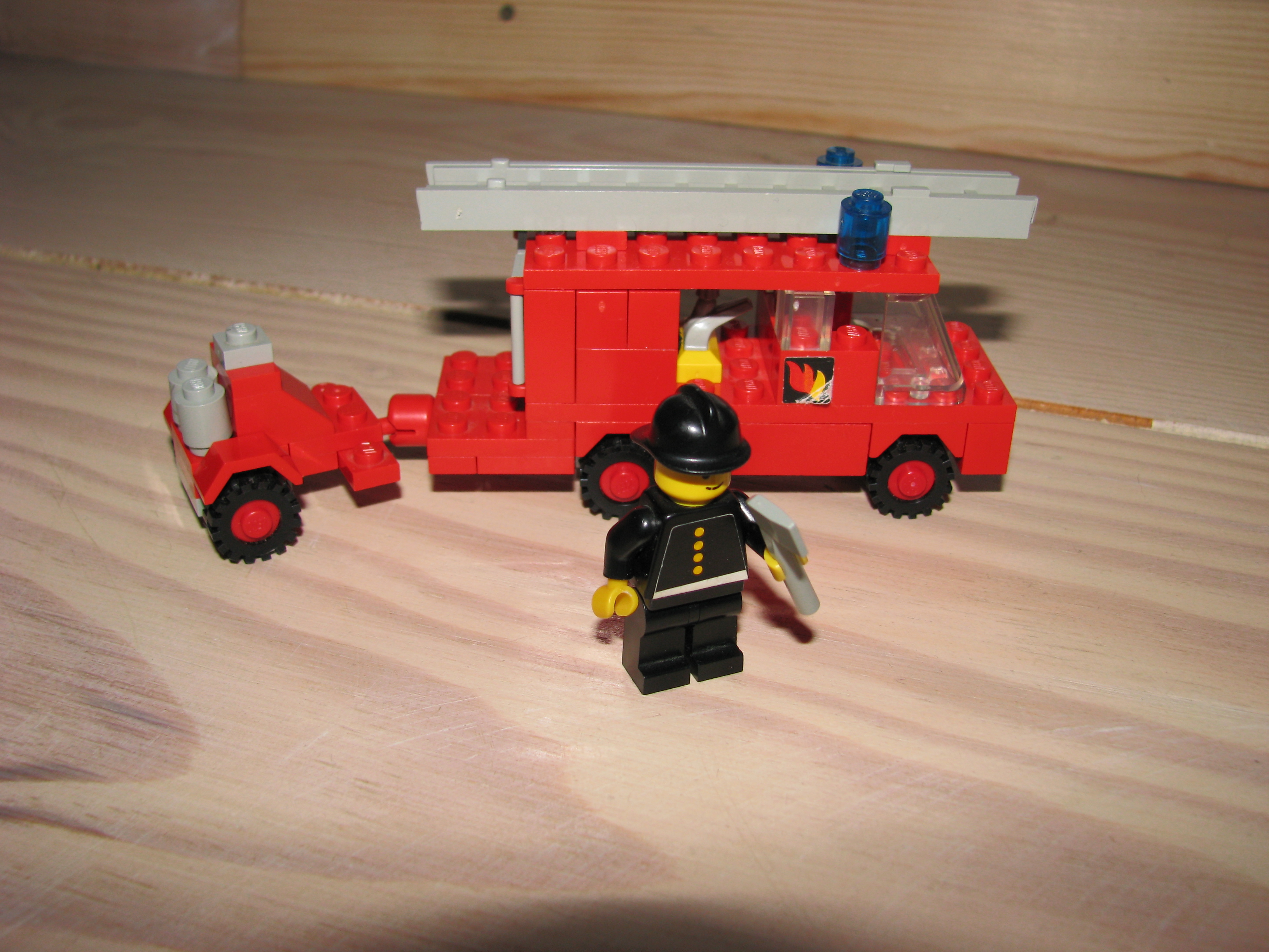 672-fire_engine-3.jpg