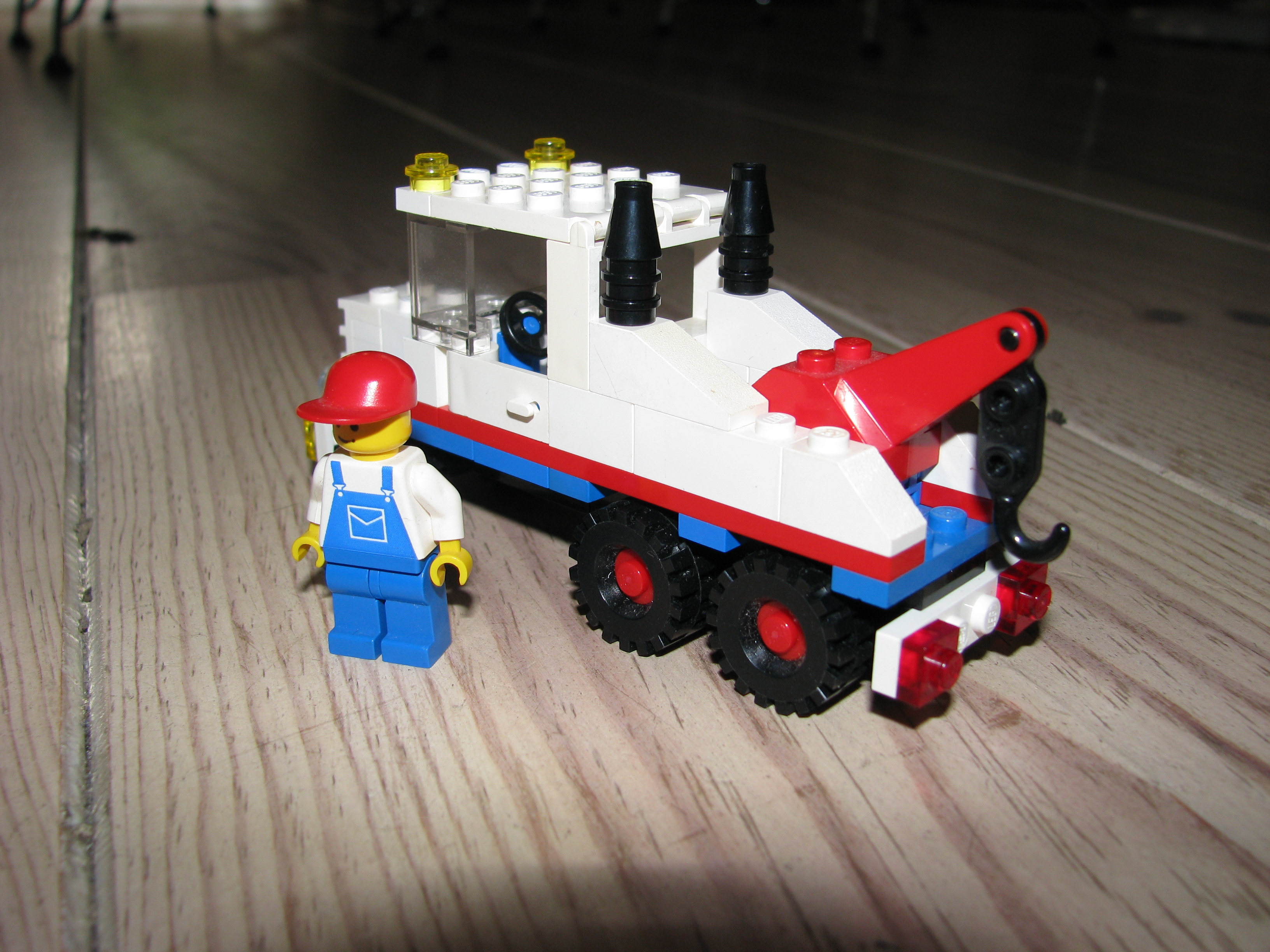 1572-super_tow_truck-3.jpg