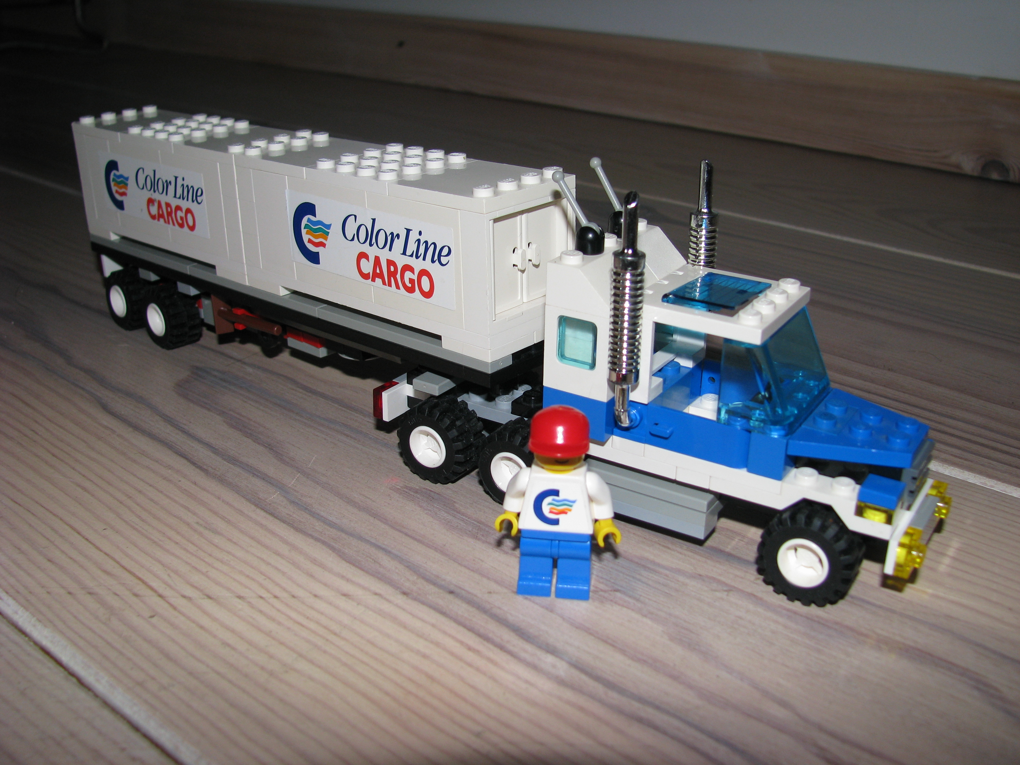 2149-color_line_container_lorry-2.jpg
