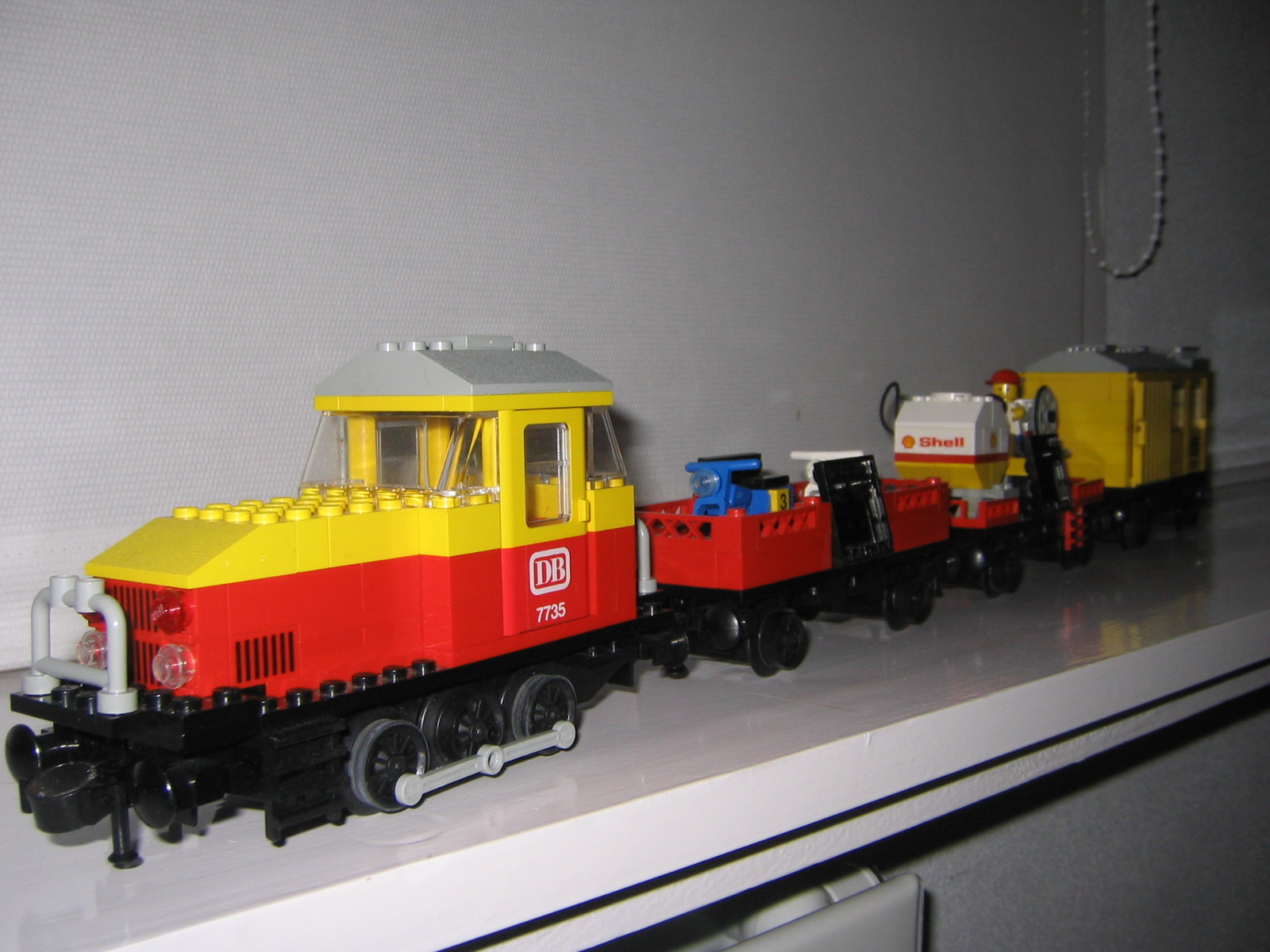 7735-lego-train.jpg