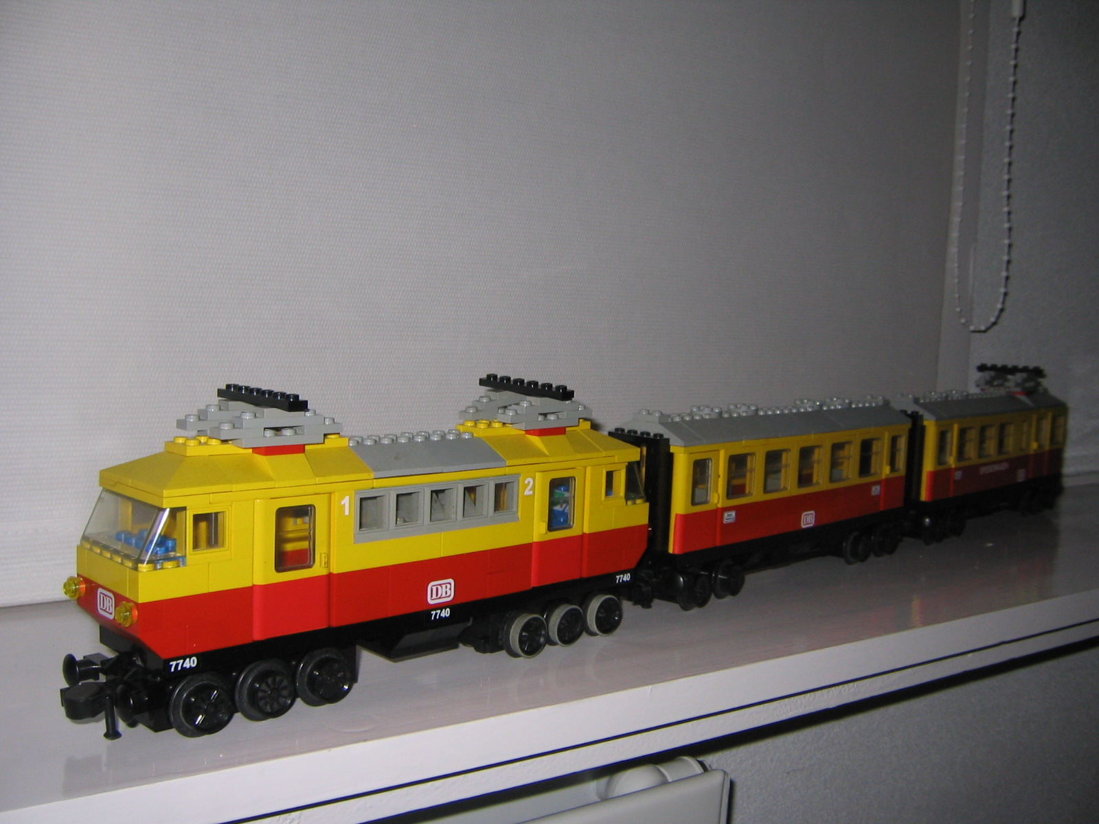 7740-lego-train.jpg