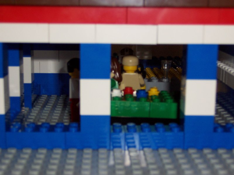 lego-inside_the_pub_1.jpg