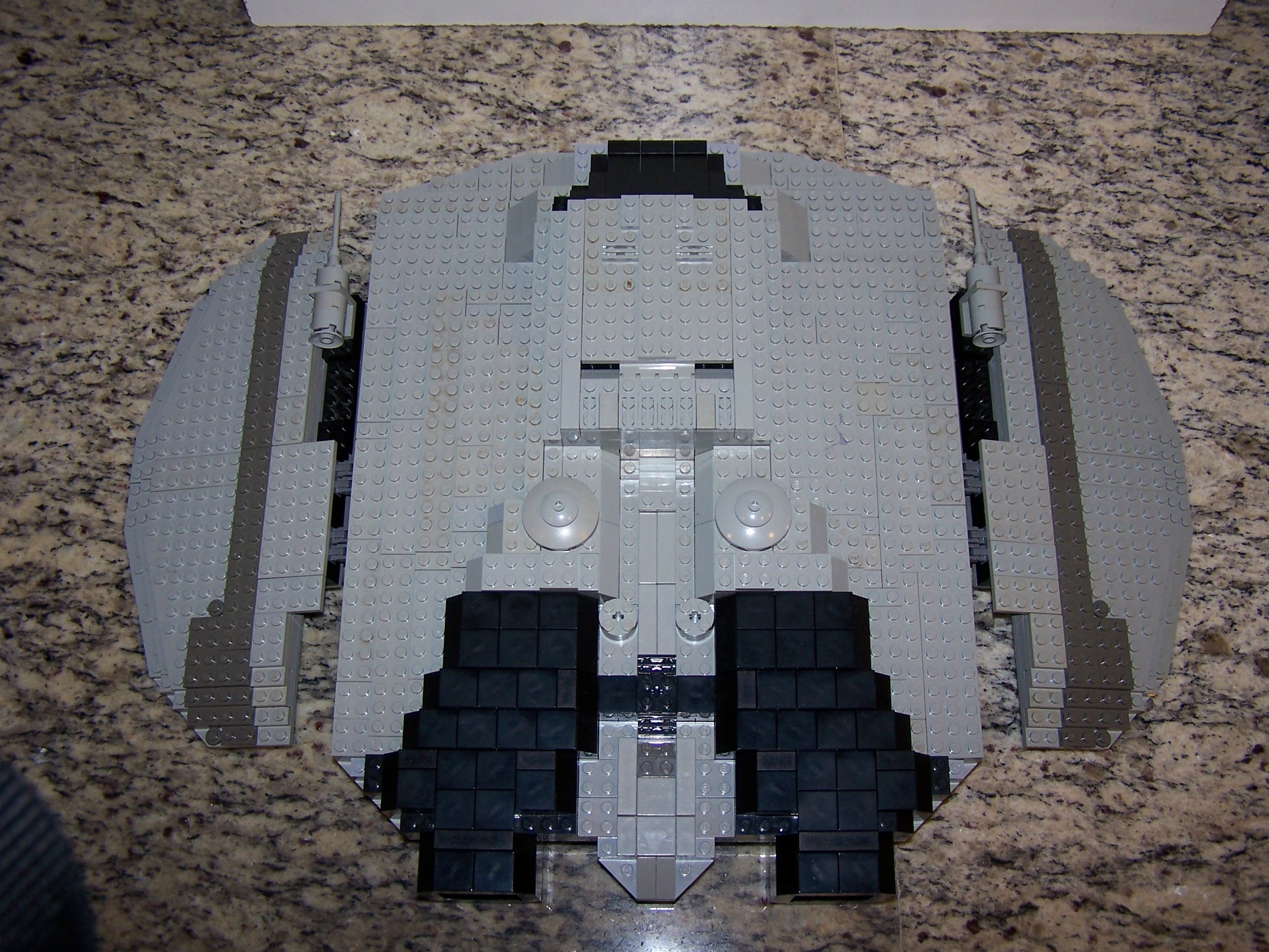 cylon_raider_4.jpg