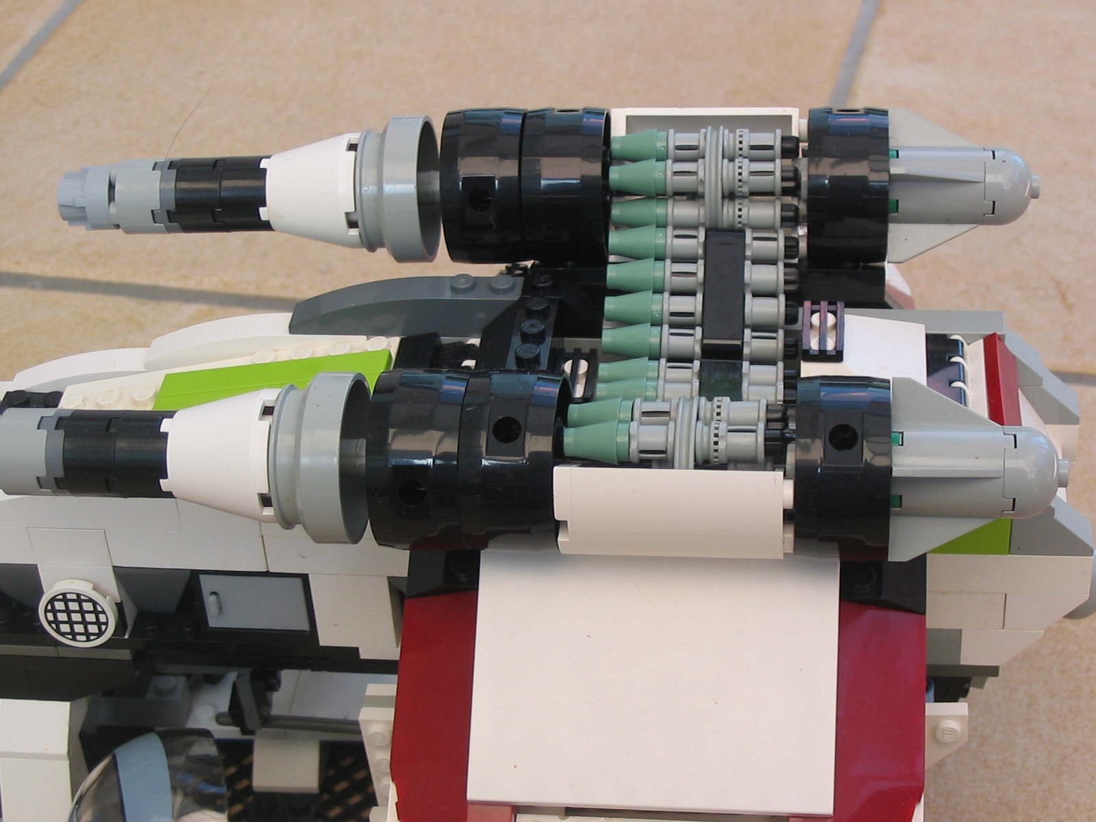lego_moc_pictures_003.jpg