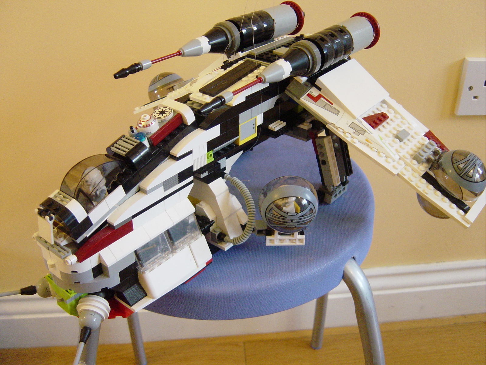 lego_moc_pictures_012.jpg