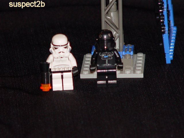 7146minifigs.jpg