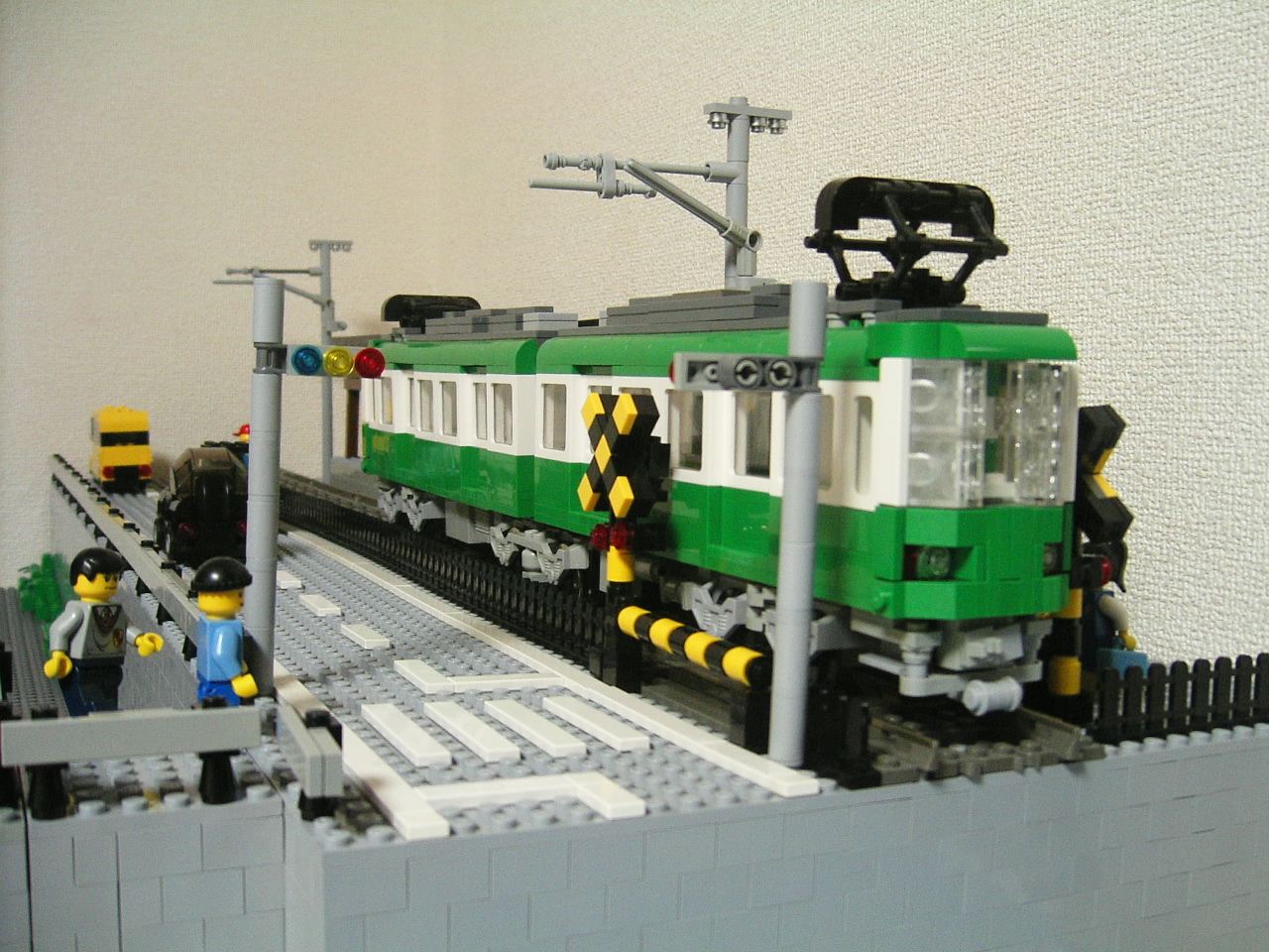 8449393_21.jpg