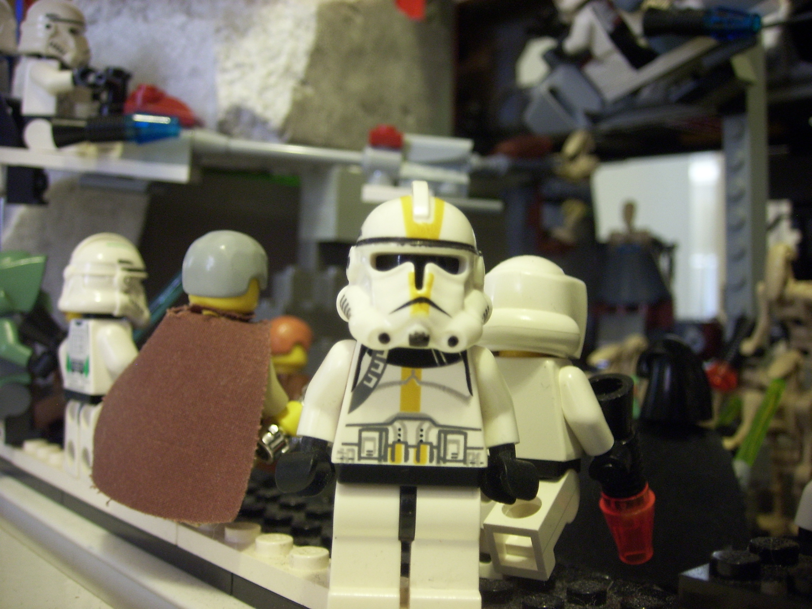 clone_trooper_yellow.jpg