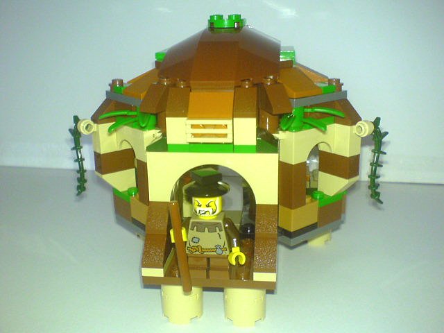 moc_yodas_hut1_1.jpg