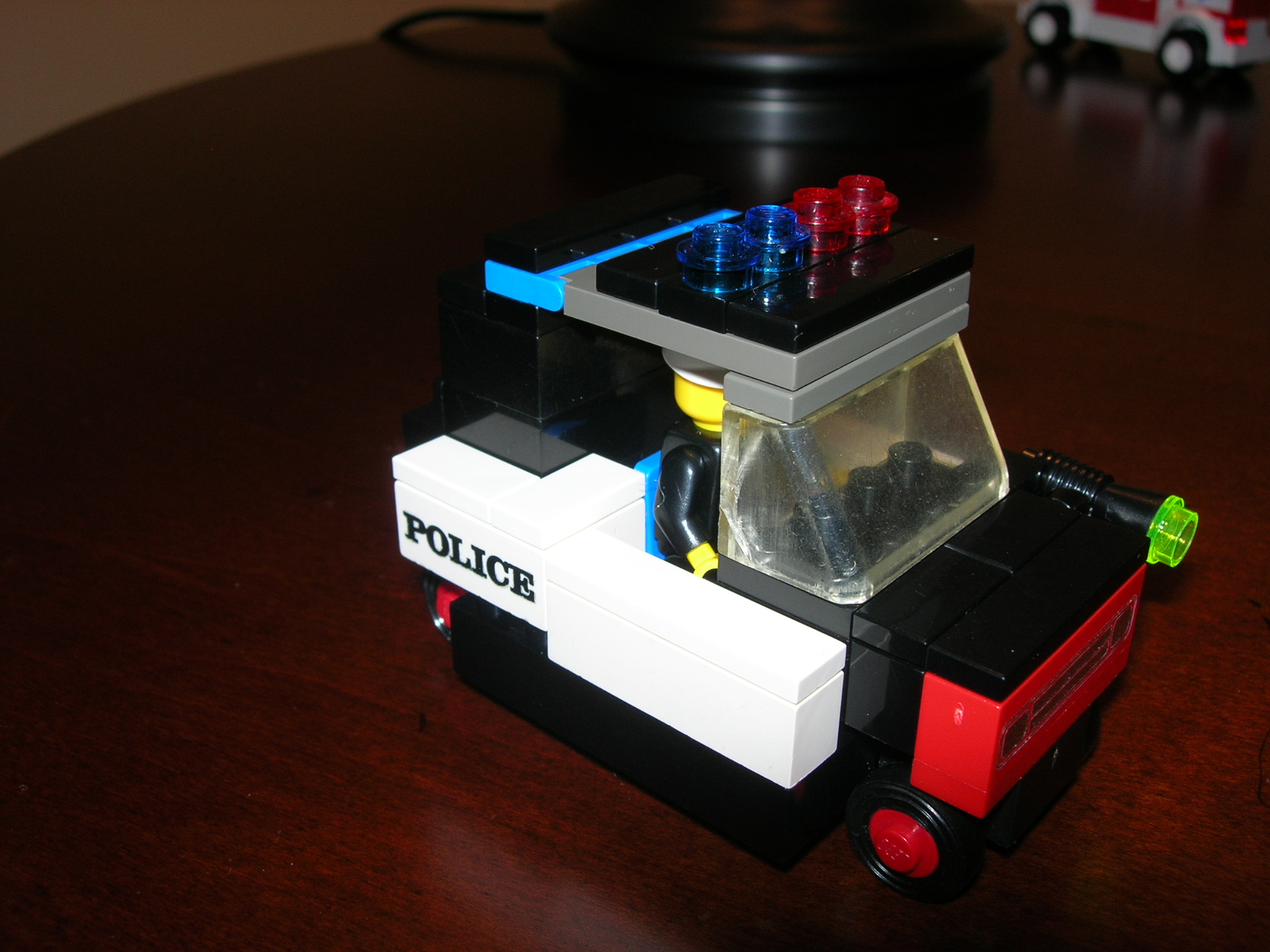 policeiii.jpg