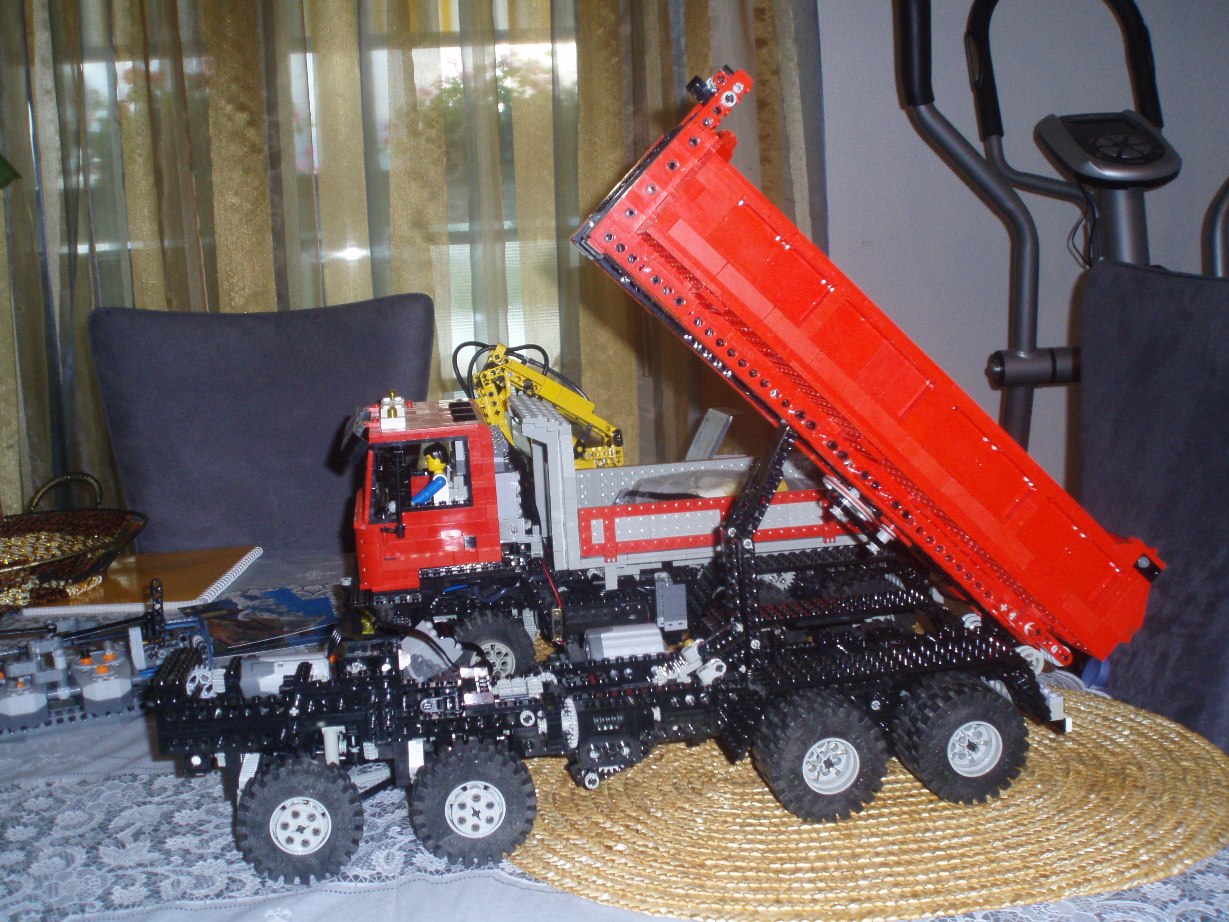 actros_version1_004.jpg