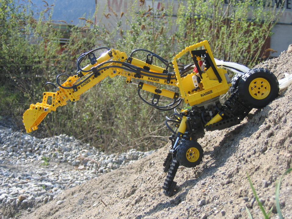 excavator_0002.jpg