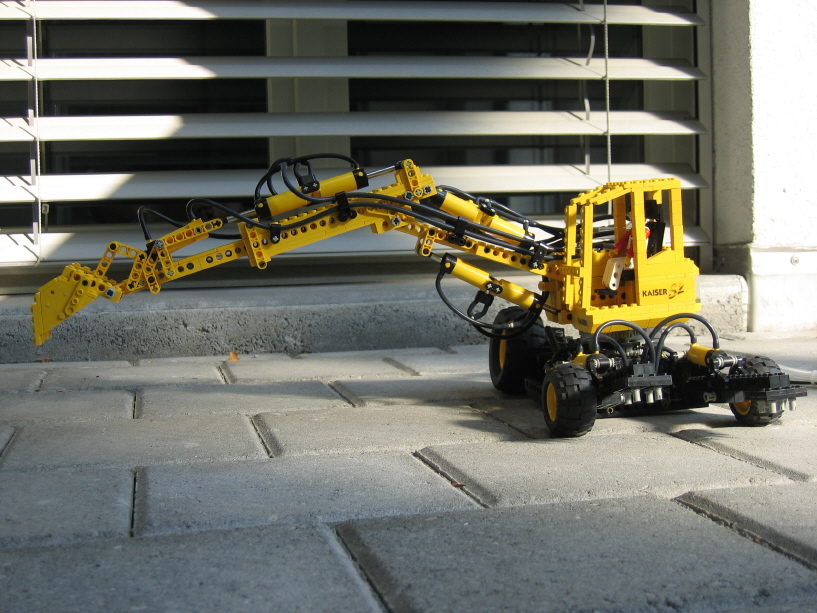 excavator_009.jpg