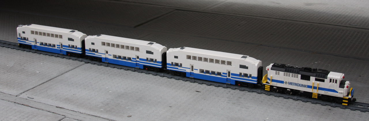 metrotrain1.jpg