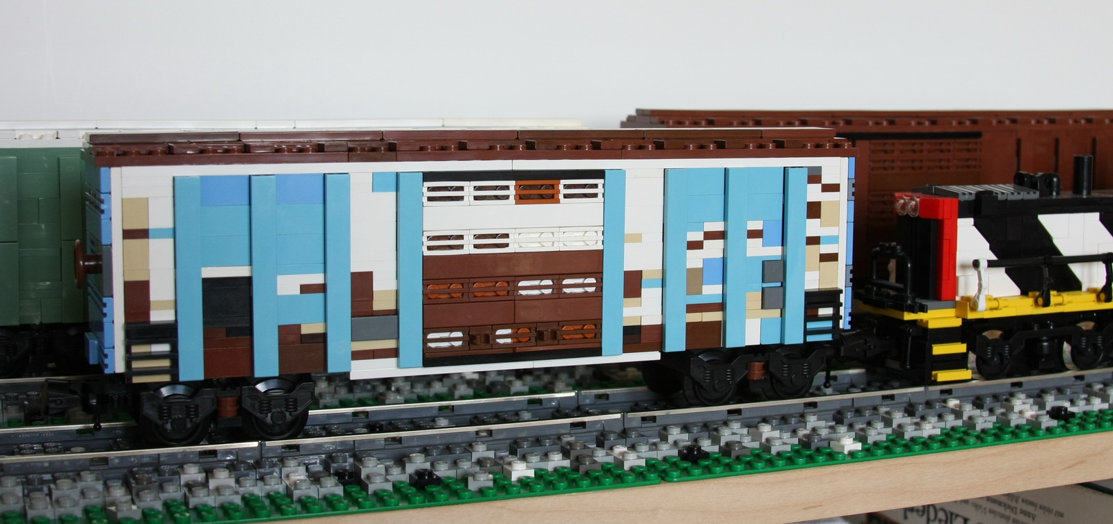 weathered_blue_boxcar2.jpg