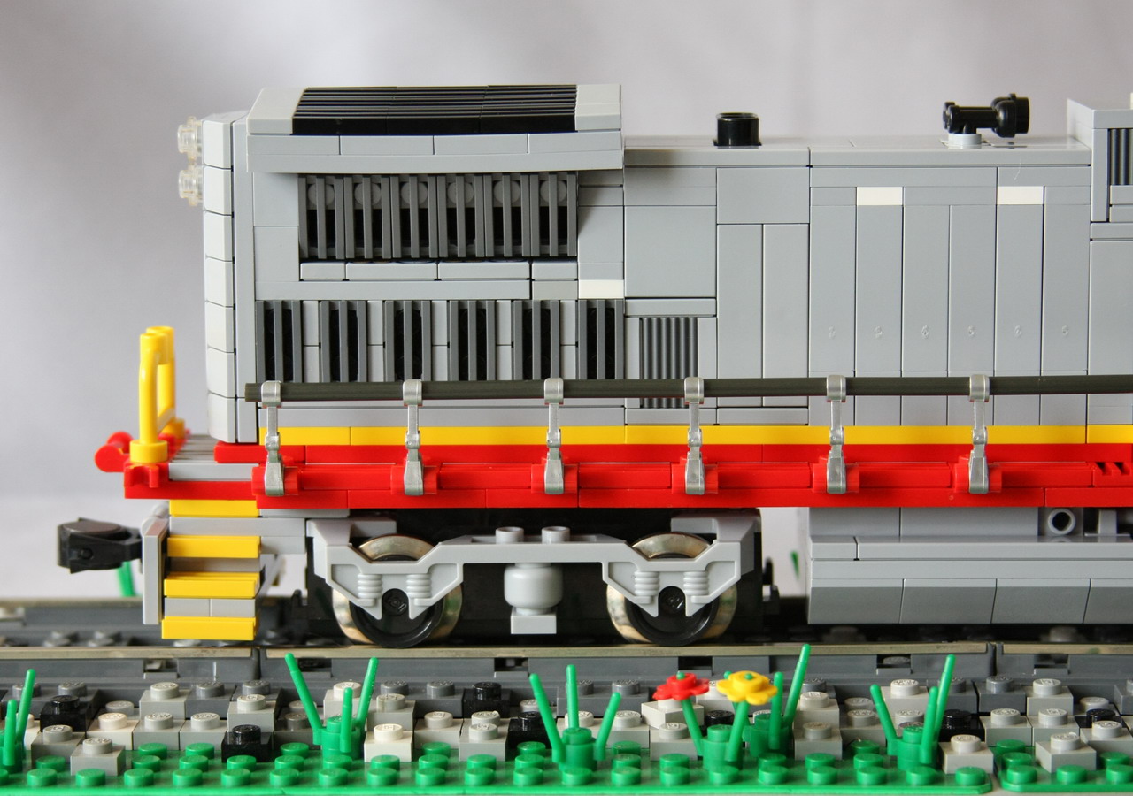 sf-b40-8_rear_right.jpg