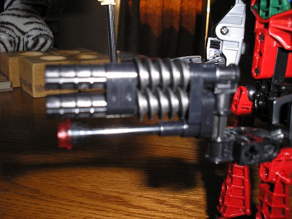 03_blaster_close_up.jpg