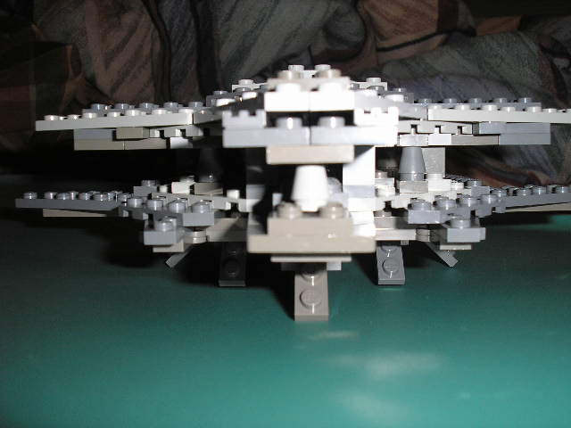 02_basestar_front.jpg
