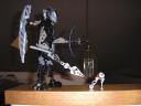 makutamech_vs._buzz_droid.jpg