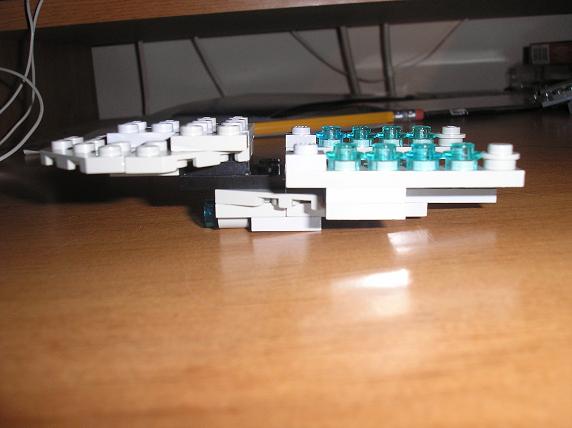 02_em_side.jpg