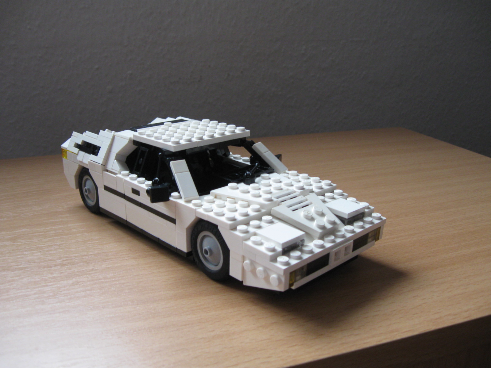 bmw_m1_008.jpg