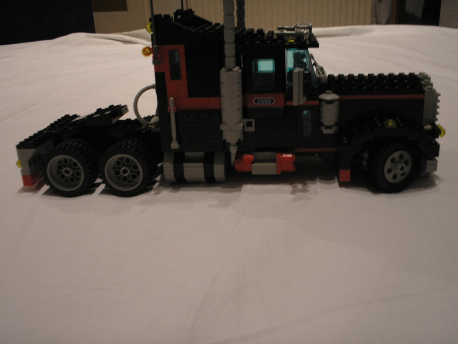 lego_truck_124.jpg
