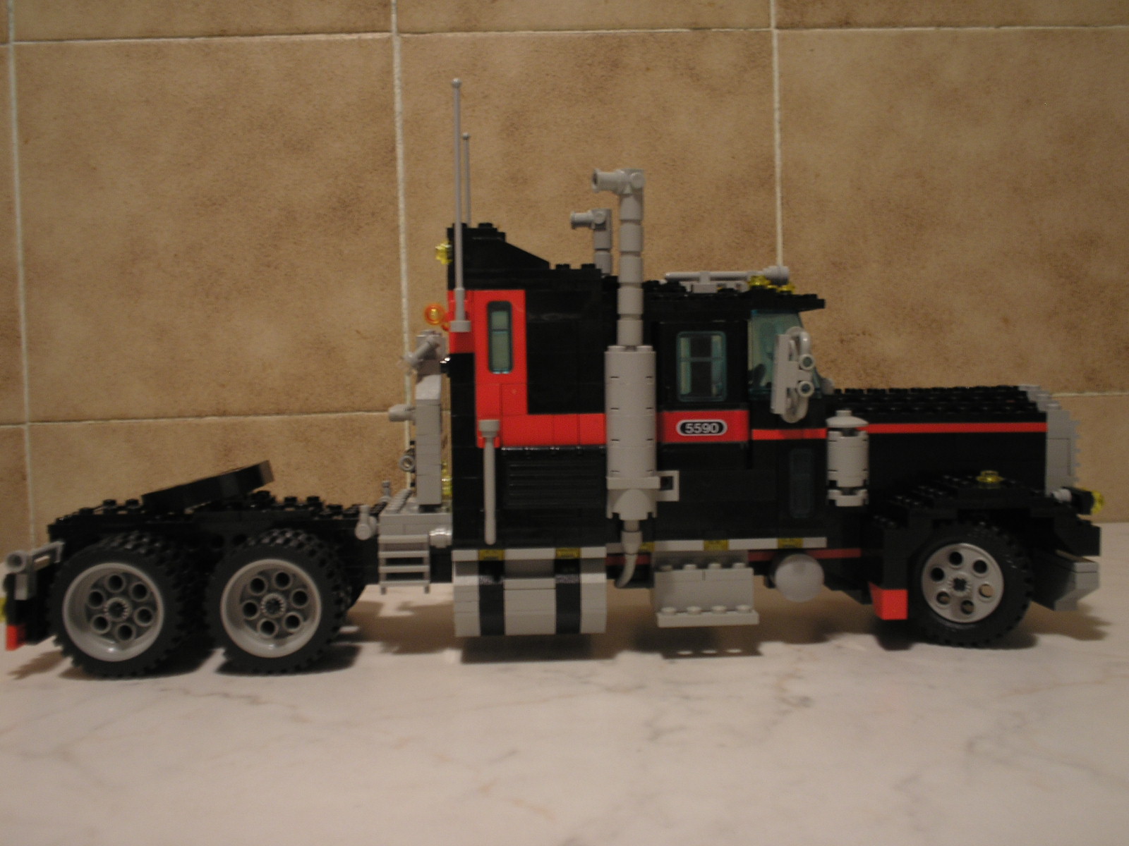 lego_truck_137.jpg