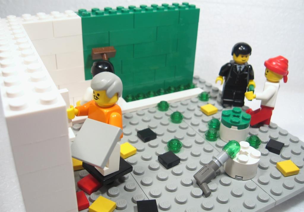 003-painters-in-work.jpg