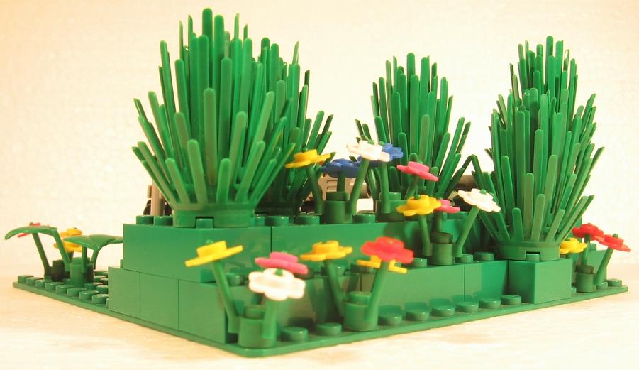 001-antiterrorists-in-bushes.jpg