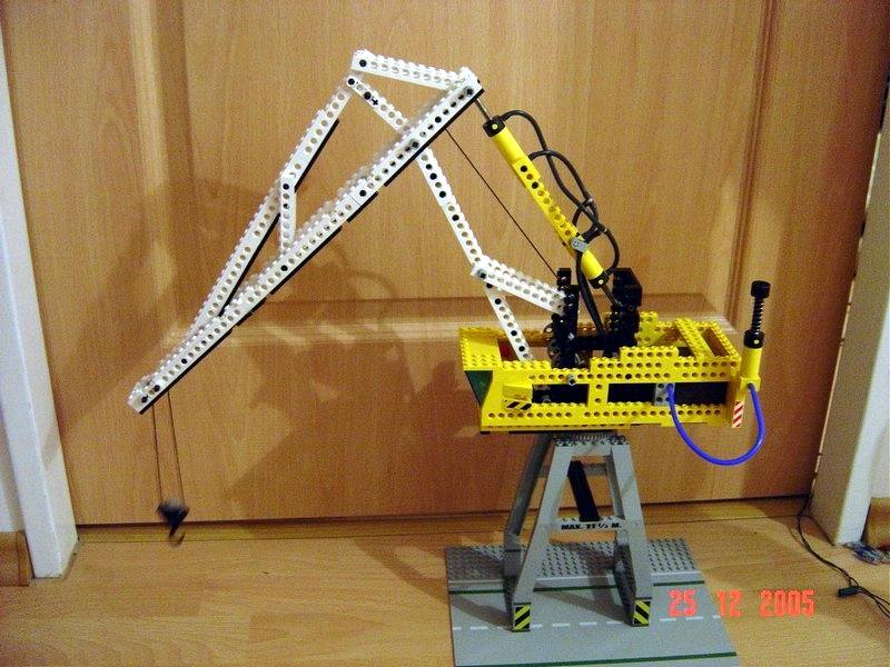 shipyard-crane-001.jpg