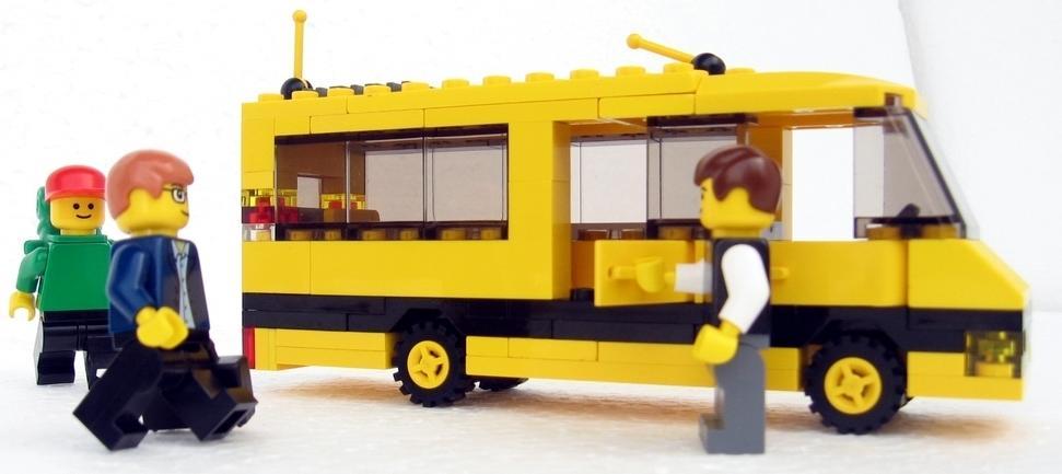 006-yellow-bus.jpg